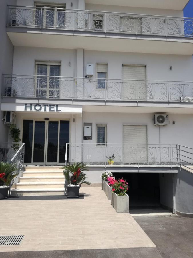Hotel Cohiba Villaricca Екстериор снимка